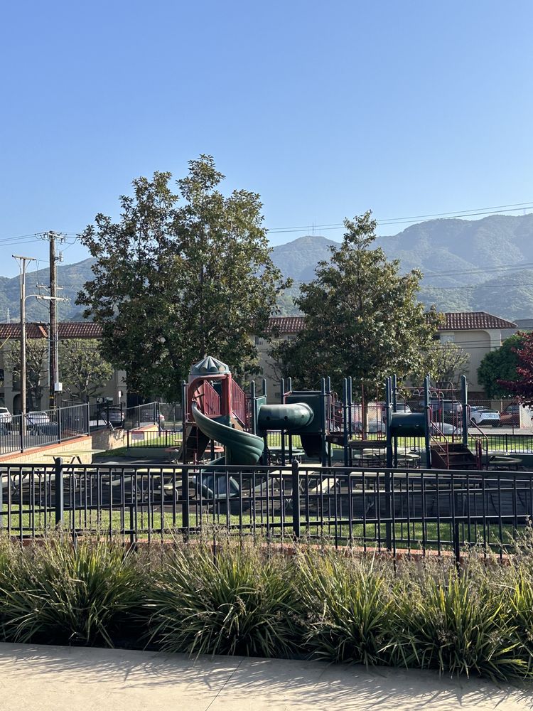 Montrose Avenue Infant Care